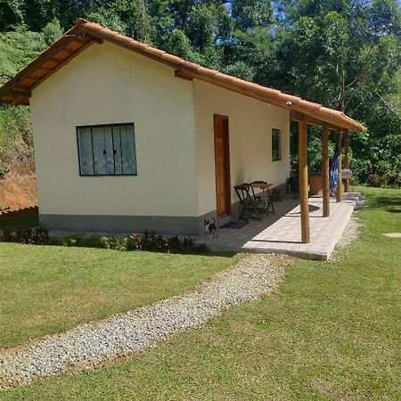 Chale Encontro Dos Rios Villa Nova Friburgo Exterior foto